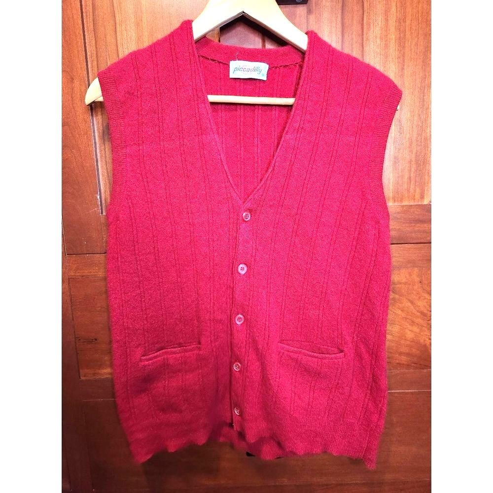 Piccadilly Sweater Vest Red Ribbed Button Front Women's Vintage